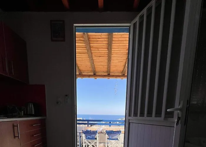 Ioli'S Apartments