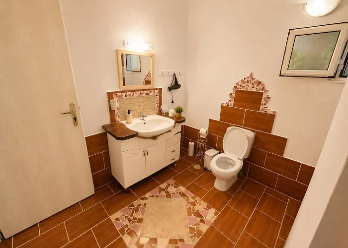 Marilena'S Houses